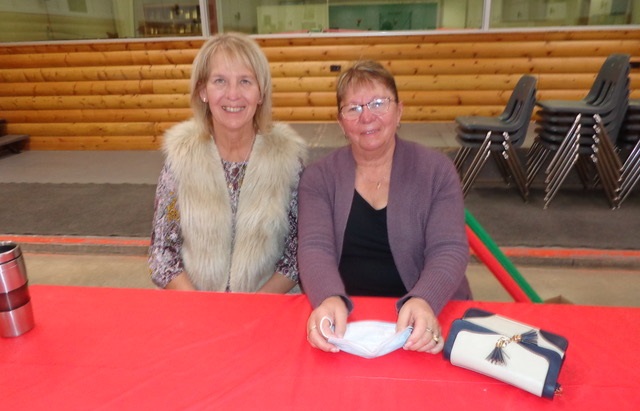 Cindy & Gwenn CK christmas craft fair 2021